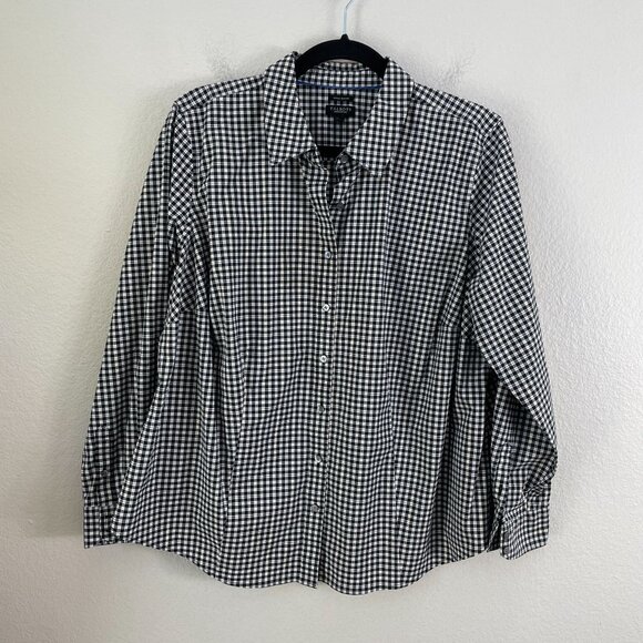 Talbots Woman 16W Petites Wrinkle Resistant Button Up Shirt Black White Gingham - Picture 7 of 10